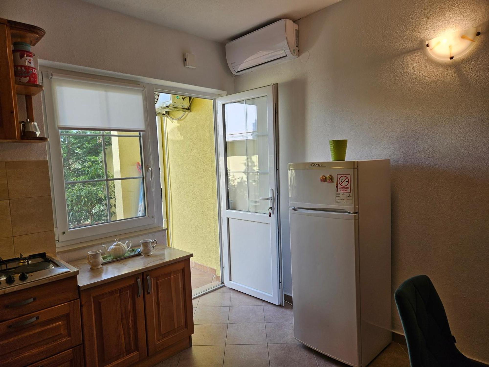 Apartmani Natasa Lokva Rogoznica Exteriör bild